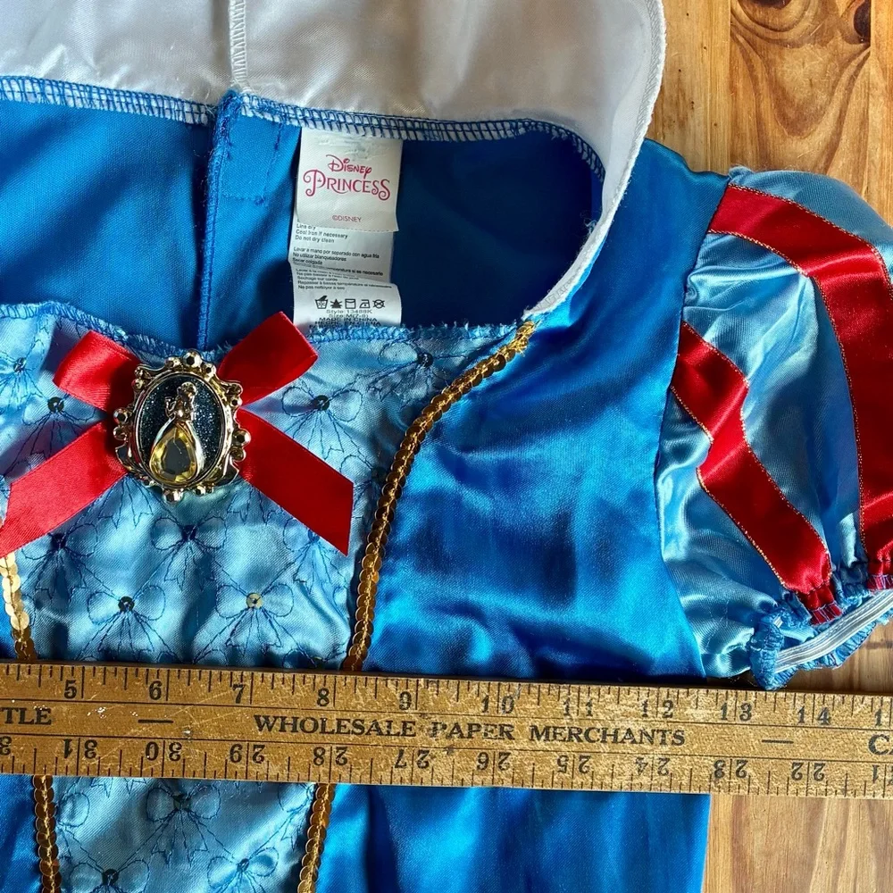 Disney Snow White Costume Gown Satin Dress Medium 7 8 Halloween Fairy Princess